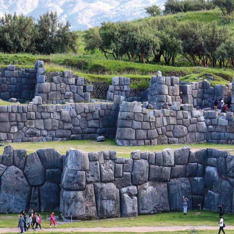 SACSAYHUAMAN